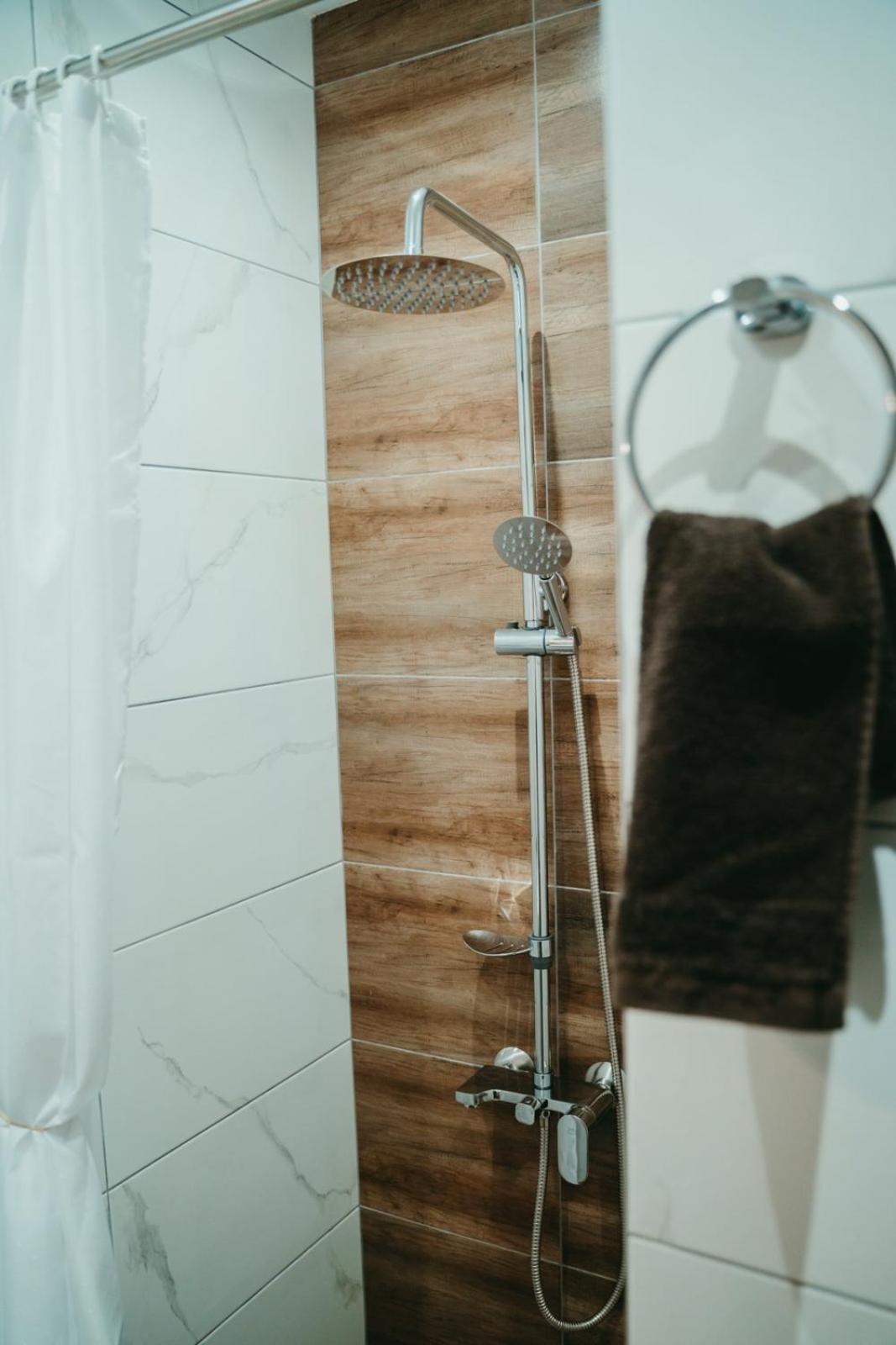 וארנה Tyulev Apartment 2 מראה חיצוני תמונה