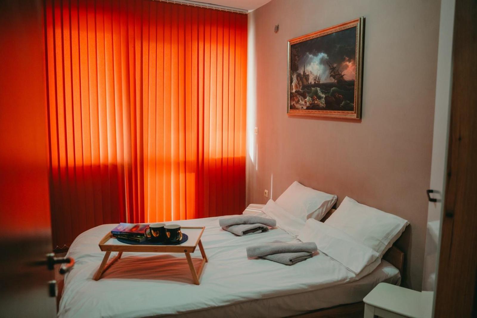 וארנה Tyulev Apartment 2 מראה חיצוני תמונה